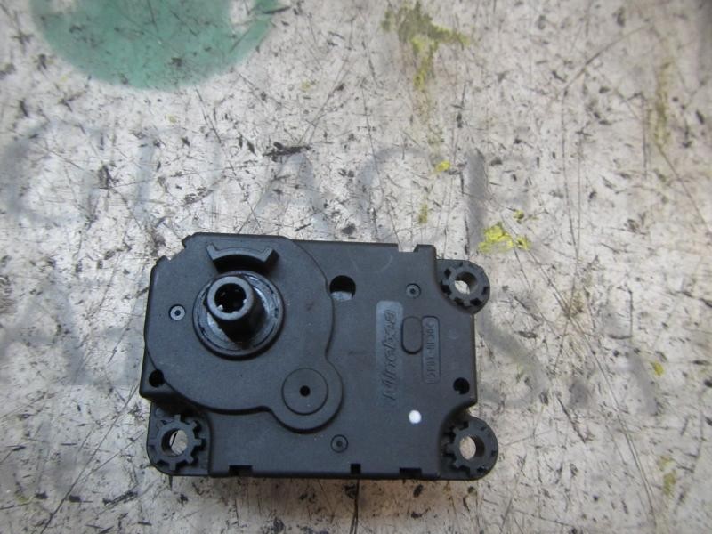 Recambio de motor electrico para peugeot 308 active referencia OEM IAM 1109136A 1610496880 1109136A