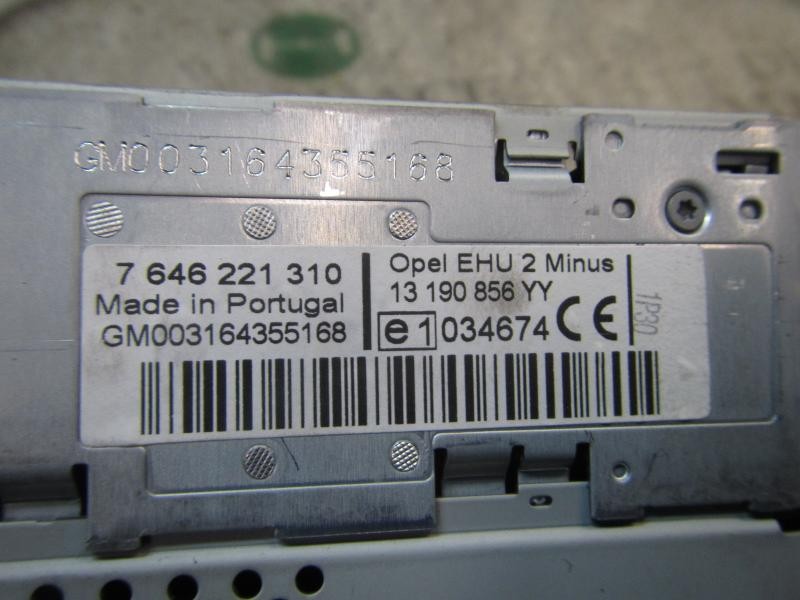 Recambio de sistema audio / radio cd para opel zafira b 1.9 cdti referencia OEM IAM   