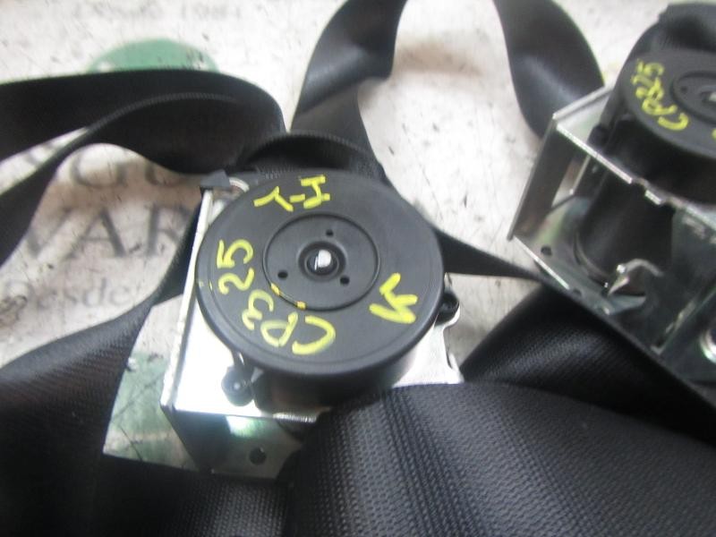 Recambio de cinturon seguridad trasero izquierdo para bmw serie 1 berlina (e81/e87) 116i referencia OEM IAM  72119139832 