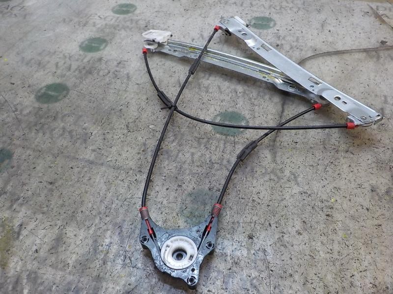 Recambio de elevalunas delantero derecho para ford fiesta (ccn) trend referencia OEM IAM   