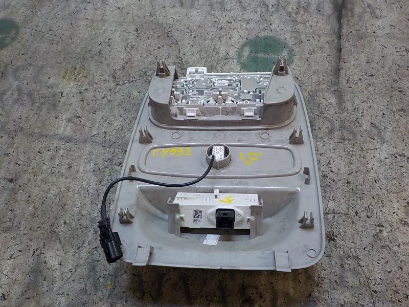 Recambio de piloto interior para renault clio iv 1.5 dci diesel fap referencia OEM IAM  264305143R 