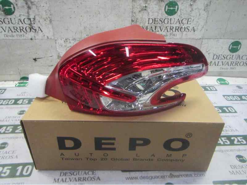 Recambio de piloto trasero derecho para peugeot 208 referencia OEM IAM 2222286  