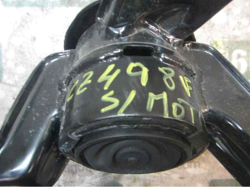 Recambio de soporte motor derecho para hyundai tucson 1.7 crdi cat referencia OEM IAM  21810D3200 