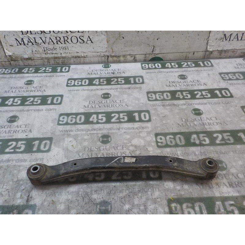 Recambio de brazo suspension superior trasero izquierdo para kia pro_cee´d 2.0 crdi referencia OEM IAM  551001H000 