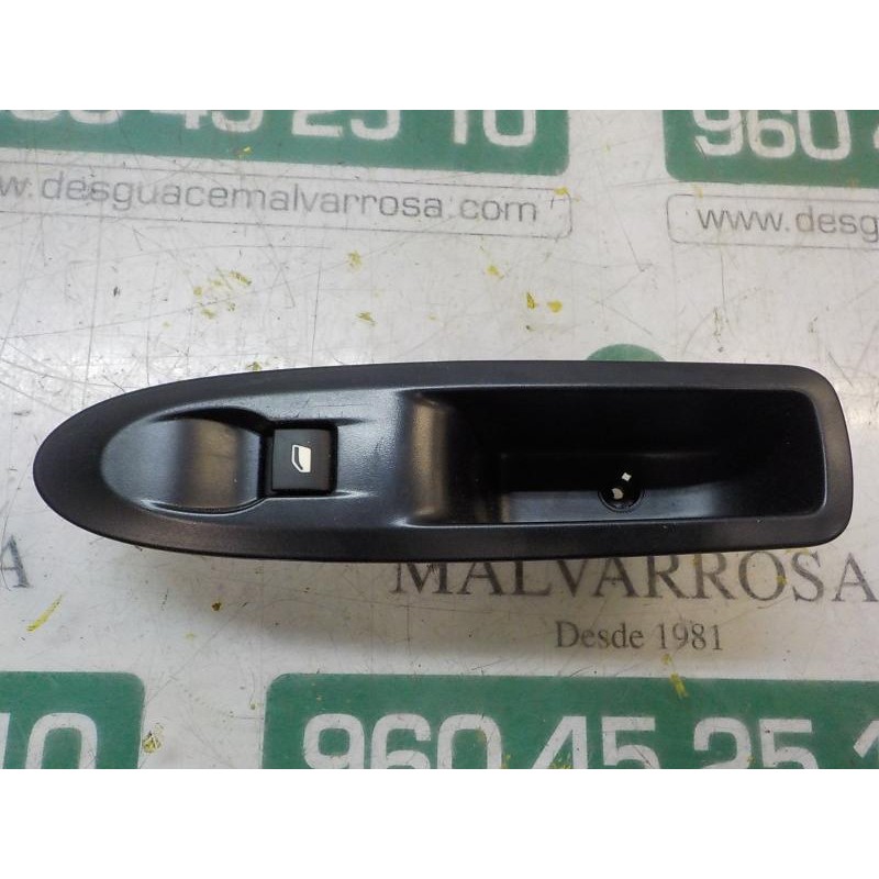 Recambio de mando elevalunas trasero derecho para citroen c4 lim. feel edition referencia OEM IAM  6490JZ 