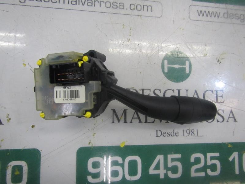 Recambio de mando limpia para hyundai i30 1.6 crdi cat referencia OEM IAM 934202R010 934202R010 