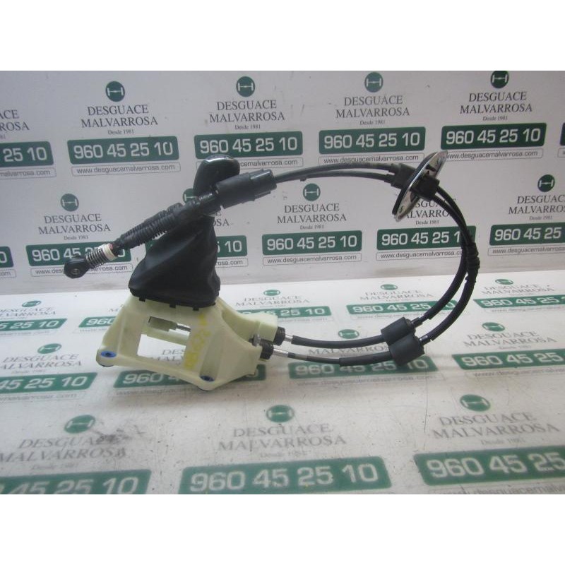 Recambio de palanca cambio para hyundai i40 1.7 crdi cat referencia OEM IAM  437003Z450RY 