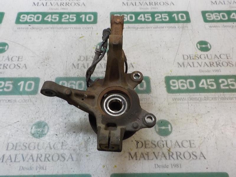 Recambio de mangueta delantera izquierda para dacia sandero 1.2 16v cat referencia OEM IAM  400151018R 