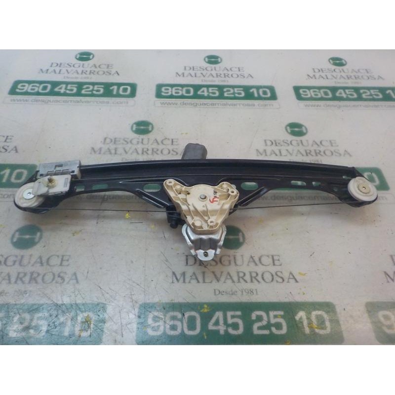 Recambio de elevalunas trasero izquierdo para mercedes clase c (w203) berlina 2.2 cdi cat referencia OEM IAM   