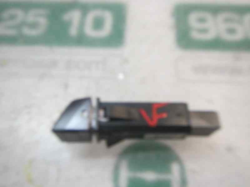 Recambio de warning para volvo s40 berlina 1.8 cat referencia OEM IAM 30739296 9123684 