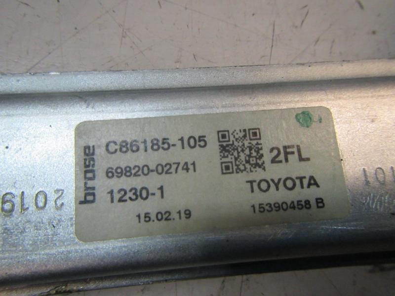 Recambio de elevalunas delantero izquierdo para toyota corolla hybrid referencia OEM IAM 6982002741 6982002741 C86185105