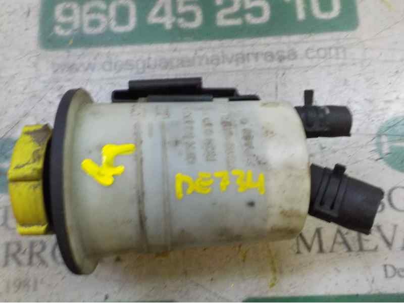 Recambio de deposito servo para land rover range rover sport 2.7 td v6 cat referencia OEM IAM QFX500060  
