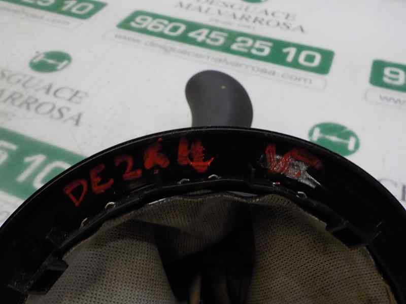 Recambio de pomo palanca cambio para renault megane ii berlina 5p 1.5 dci diesel referencia OEM IAM   