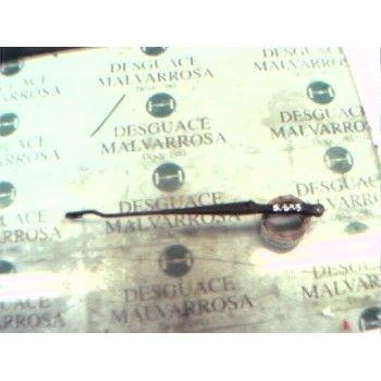 BRAZO LIMPIA DELANTERO DERECHO 