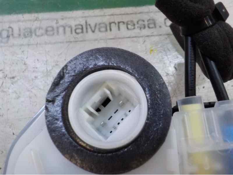 Recambio de cerradura puerta trasera izquierda para toyota rav4 hybrid fwd referencia OEM IAM 00118043 6906048060 00118043