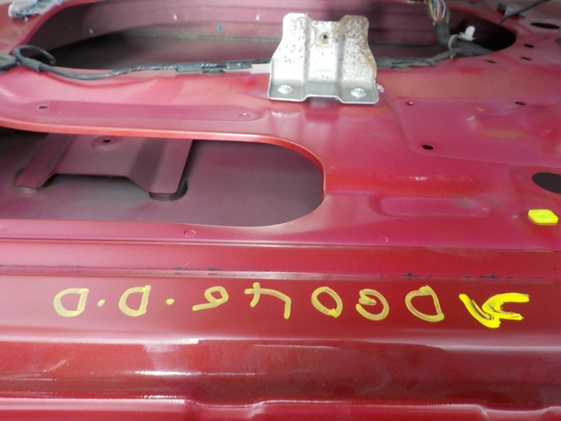 Recambio de puerta delantera derecha para mitsubishi outlander (cw0) 2.2 di-d cat referencia OEM IAM  5700B388 