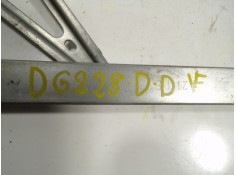 Recambio de elevalunas delantero derecho para renault megane iii berlina 5 p 1.2 16v referencia OEM IAM    2