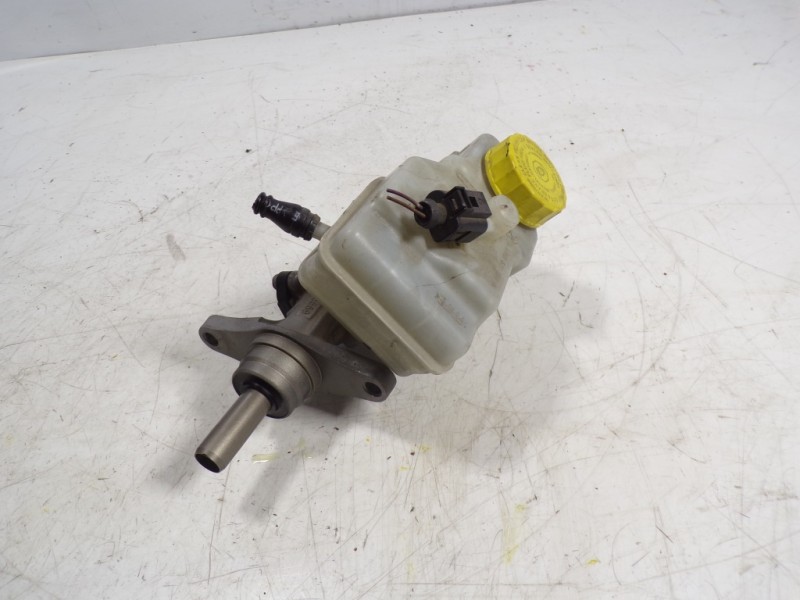 Recambio de bomba freno para volkswagen polo (6r1) 1.2 tsi referencia OEM IAM  6R1611019A 