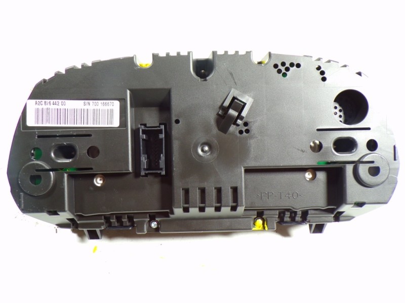 Recambio de cuadro instrumentos para bmw x1 (e84) xdrive 18d referencia OEM IAM 928384001 62109316127 A2C82644200