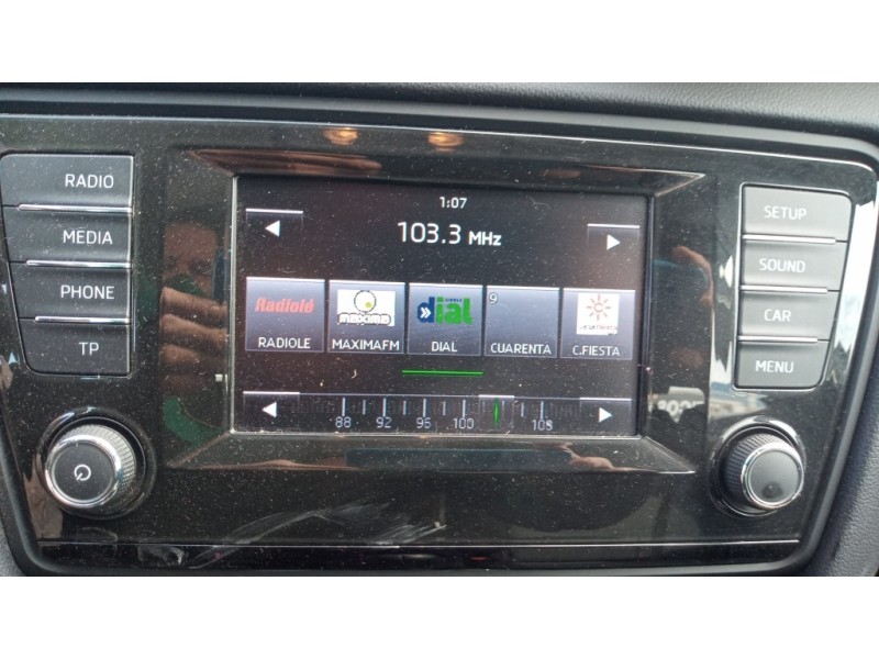 Recambio de pantalla multifuncion para skoda octavia lim. (5e3) active referencia OEM IAM 5E0919605 5E0919605BIO 