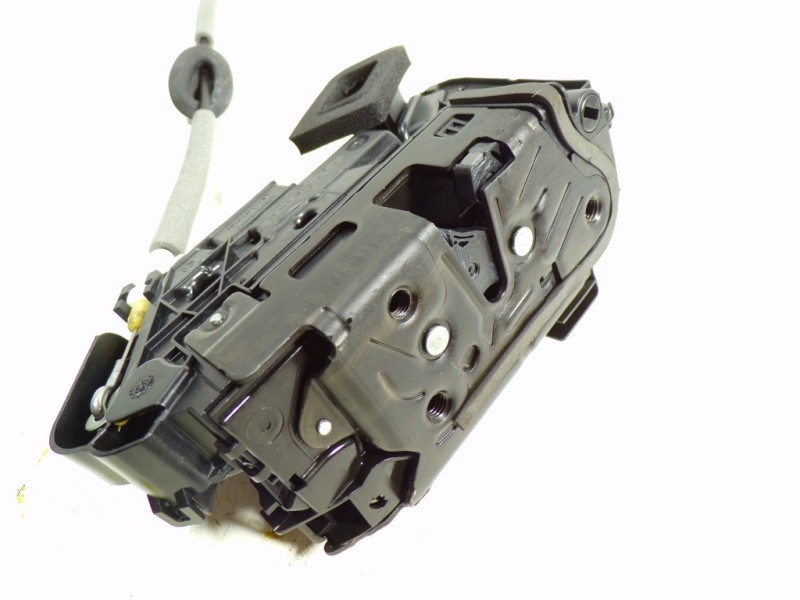 Recambio de cerradura puerta delantera derecha para volkswagen touran (5t1) advance bmt referencia OEM IAM 5TB837016C 5TB837016C