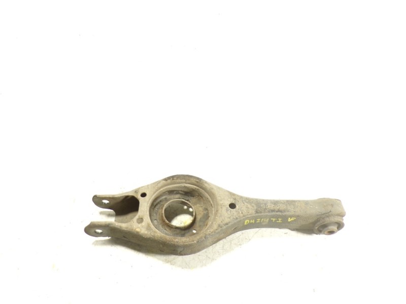 Recambio de brazo suspension inferior trasero izquierdo para hyundai i30 1.6 crdi cat referencia OEM IAM  552102H100 