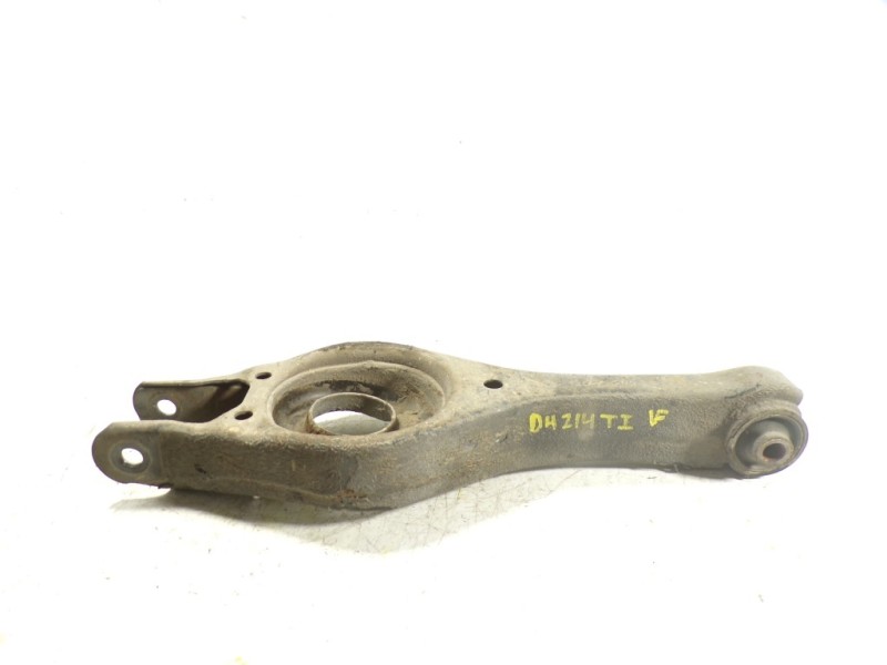 Recambio de brazo suspension inferior trasero izquierdo para hyundai i30 1.6 crdi cat referencia OEM IAM  552102H100 