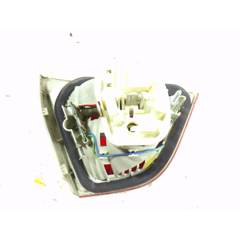 Recambio de piloto trasero derecho interior para bmw serie 3 berlina (e90) 2.0 turbodiesel cat referencia OEM IAM 7289428  