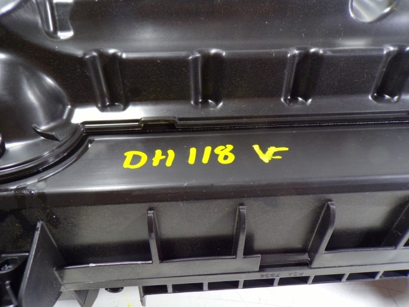 Recambio de filtro aire para opel crossland x 1.2 referencia OEM IAM  3649355 