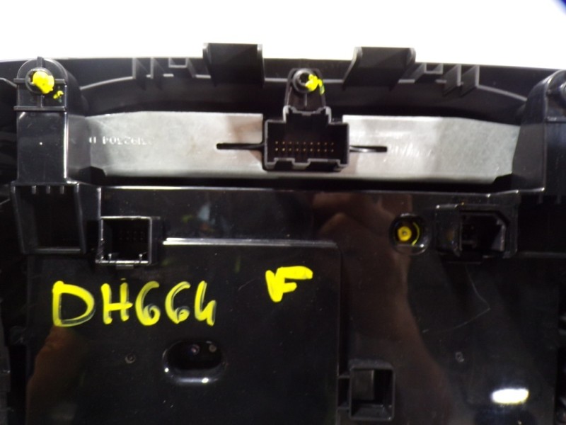 Recambio de pantalla multifuncion para opel insignia berlina 2.0 cdti referencia OEM IAM   