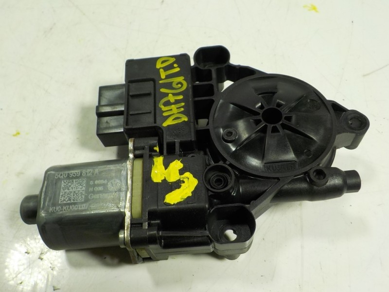 Recambio de motor elevalunas trasero derecho para seat leon (5f1) 2.0 tdi referencia OEM IAM 5Q0959812A  