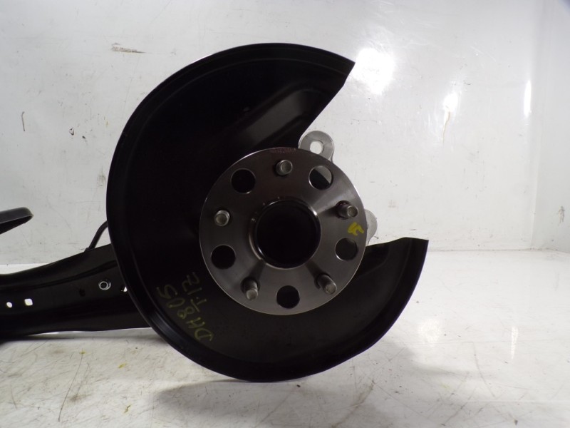 Recambio de mangueta trasera izquierda para lexus ux (za10) 250h e-four referencia OEM IAM  4230542090 