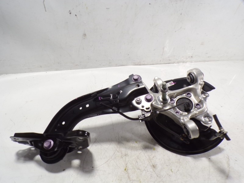 Recambio de mangueta trasera izquierda para lexus ux (za10) 250h e-four referencia OEM IAM  4230542090 