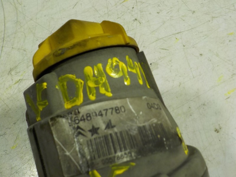 Recambio de faro antiniebla derecho para citroen c3 1.4 referencia OEM IAM 9648947780  