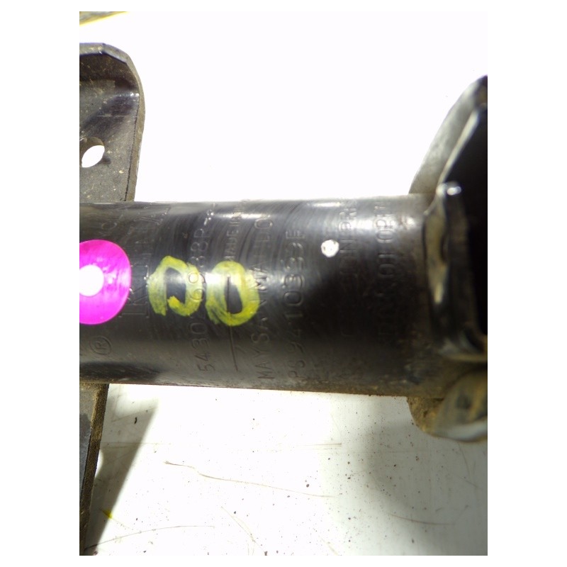Recambio de amortiguador delantero derecho para renault clio iv 0.9 tce referencia OEM IAM 543026938R 543022511R 