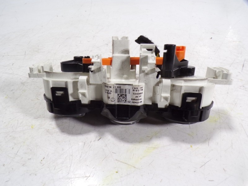 Recambio de mando calefaccion / aire acondicionado para peugeot 208 1.4 hdi fap referencia OEM IAM 96722483 9801904080 