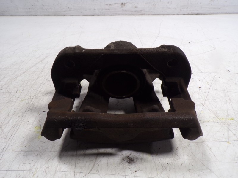 Recambio de pinza freno delantera izquierda para bmw serie 1 coupe (e82) 118d referencia OEM IAM  34116774681 