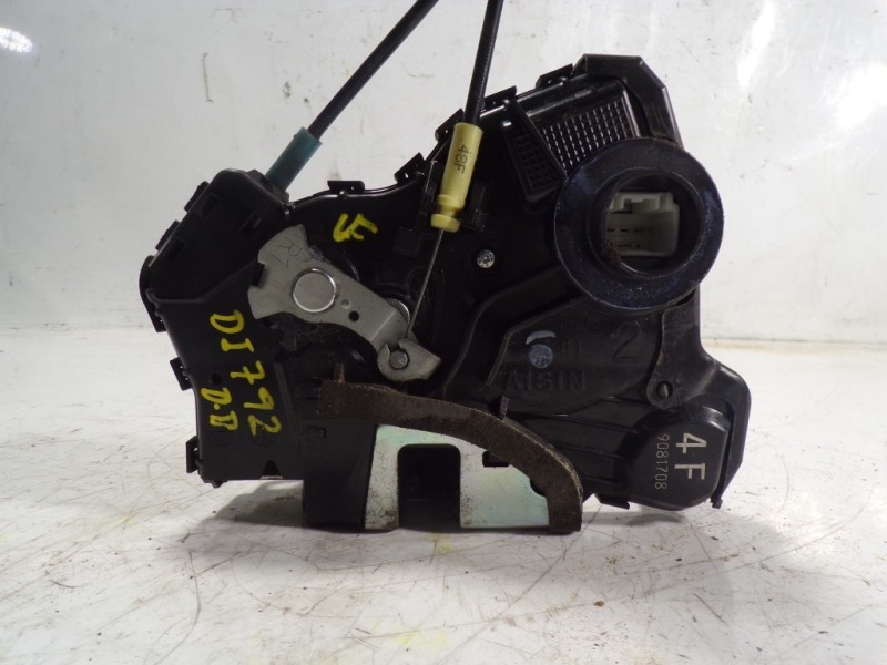 Recambio de cerradura puerta delantera derecha para toyota rav 4 (a3) executive referencia OEM IAM 9081708 6903042221 9081708