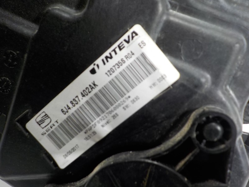 Recambio de elevalunas delantero derecho para seat ibiza (6p1) 1.0 referencia OEM IAM 6J4837402AK 6J4837462 120735S