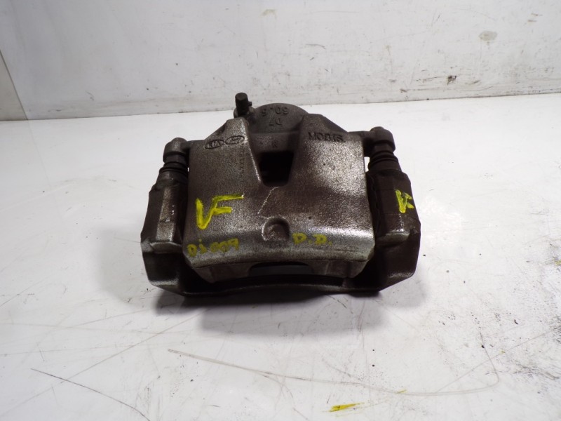 Recambio de pinza freno delantera derecha para hyundai tucson essence bluedrive 2wd referencia OEM IAM  58190D7A50 