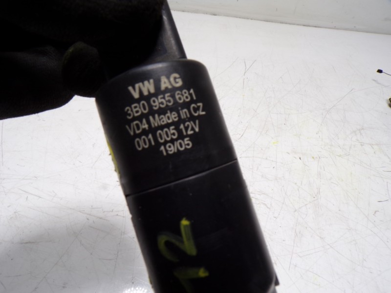 Recambio de bomba limpia para volkswagen touareg (7l6) 3.0 v6 tdi dpf referencia OEM IAM 3B0955681 3B7955681 