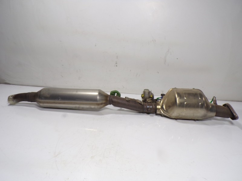 Recambio de catalizador para mazda 3 berlina (bp) evolution referencia OEM IAM 706366070  