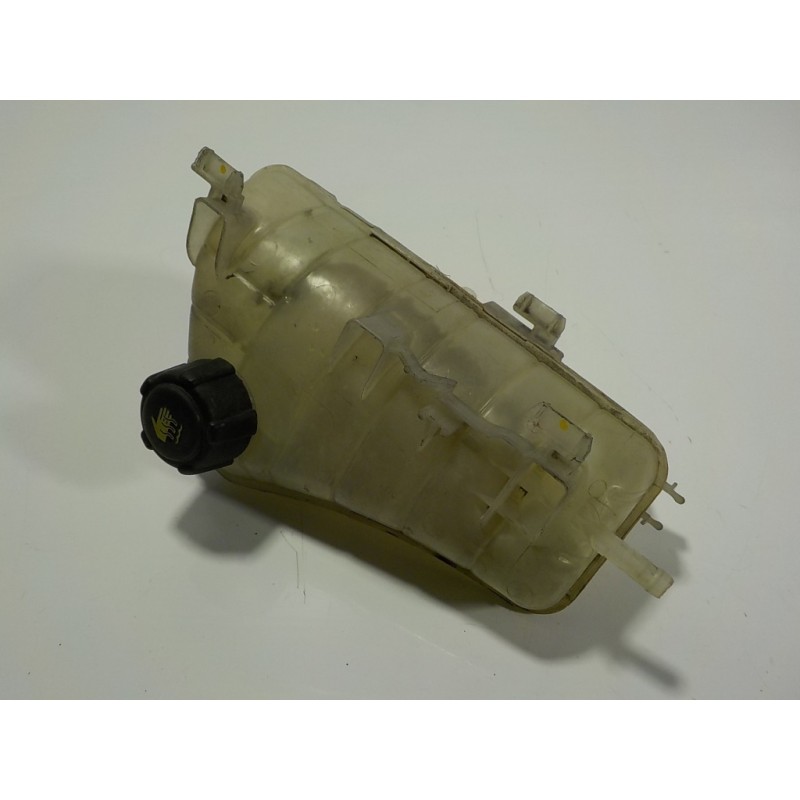 Recambio de deposito expansion para renault kangoo 1.5 dci diesel fap referencia OEM IAM 8200455786 7701478318 