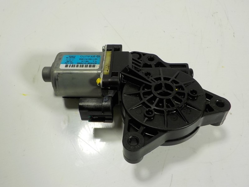 Recambio de motor elevalunas trasero izquierdo para hyundai tucson 1.7 crdi cat referencia OEM IAM 83450D7000 83450D7000 0011007