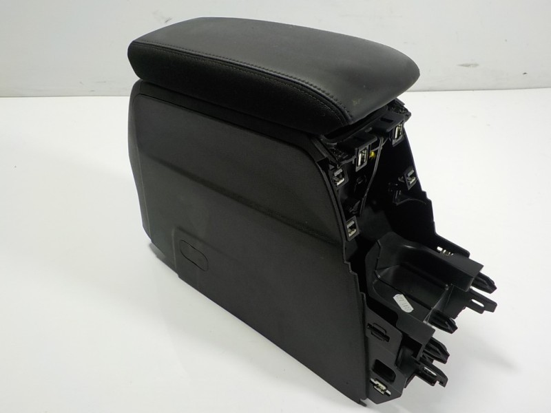 Recambio de apoyabrazos central para peugeot 208 (p2) 1.2 puretech referencia OEM IAM 9823377380 98257277ZD 9823372380