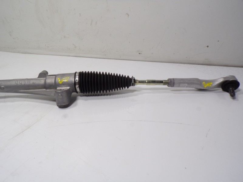 Recambio de cremallera direccion para toyota yaris 1.5 vvti hev referencia OEM IAM 26150714 45510K0070 