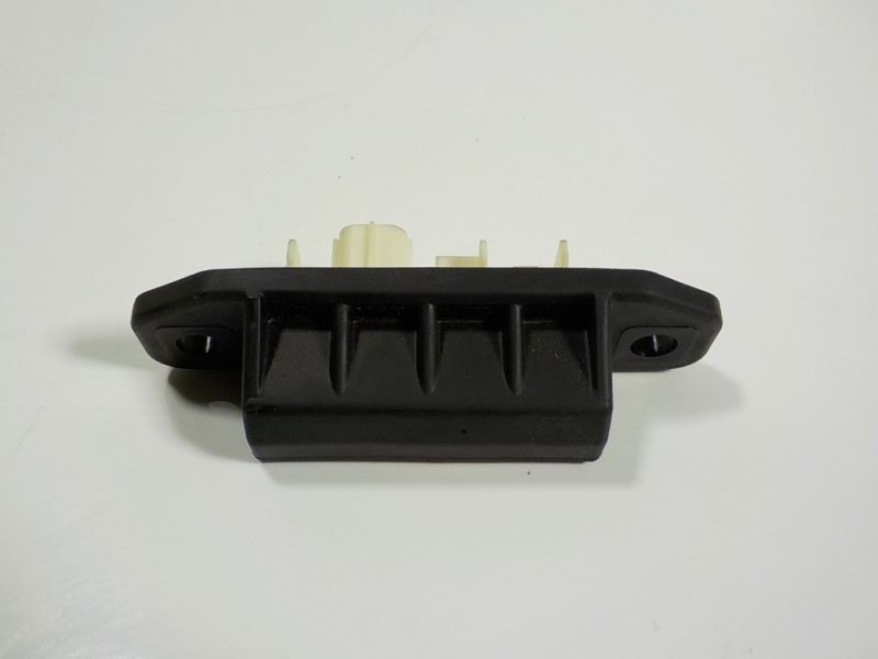 Recambio de maneta porton para toyota yaris 1.5 vvti hev referencia OEM IAM  84840F4020 