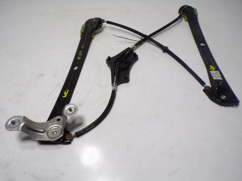 Recambio de elevalunas delantero derecho para volkswagen golf vii lim. 1.6 tdi dpf referencia OEM IAM 5G4837462H 5G4837462H 