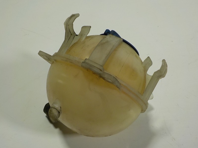 Recambio de deposito expansion para volkswagen golf vi (5k1) 1.4 16v tsi referencia OEM IAM 1K0121407A 1K0121407A 