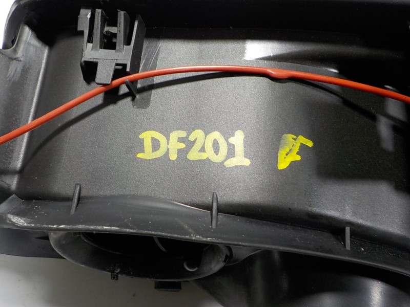 Recambio de tapa combustible para audi a1 sportback (gba) 1.0 tfsi referencia OEM IAM 82A809906 82A809906 82A809907GRU